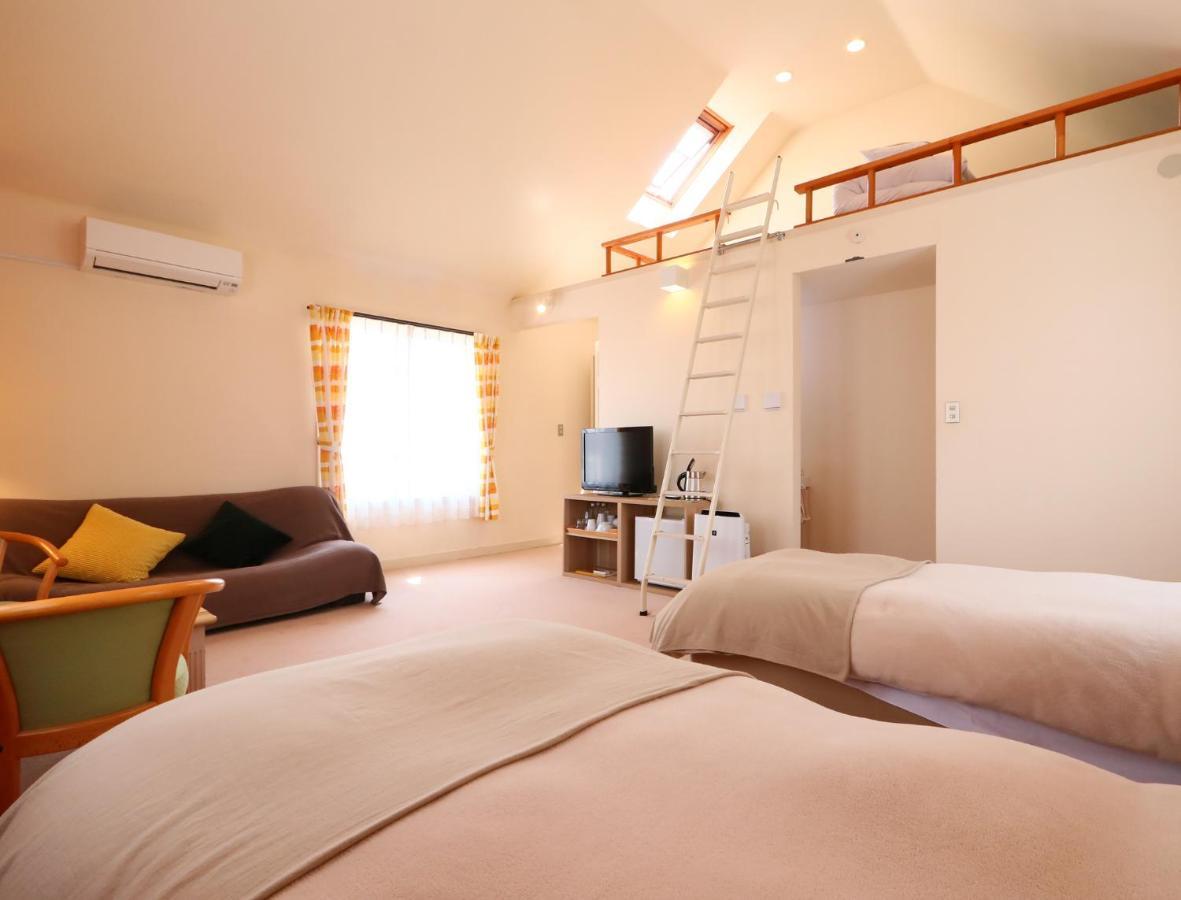 Ryosha Tsukiakari Bed and Breakfast Yamanakako Buitenkant foto