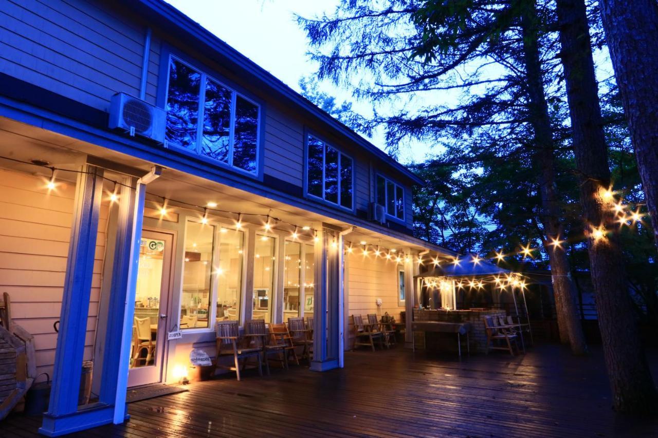 Ryosha Tsukiakari Bed and Breakfast Yamanakako Buitenkant foto